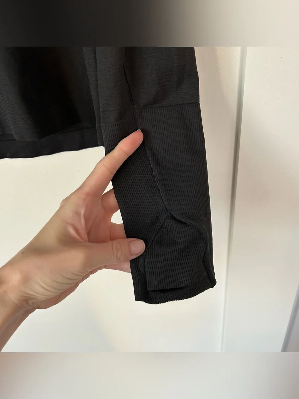 Lululemon Swiftly Tech Long Sleeve Shirt 2.0 *Race Length Black Size 12